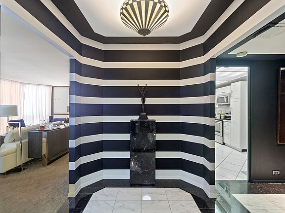 3rd image of 990 N Lake Shore Dr APT 5D
