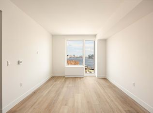 644 E 14th St #1902, New York, NY 10009