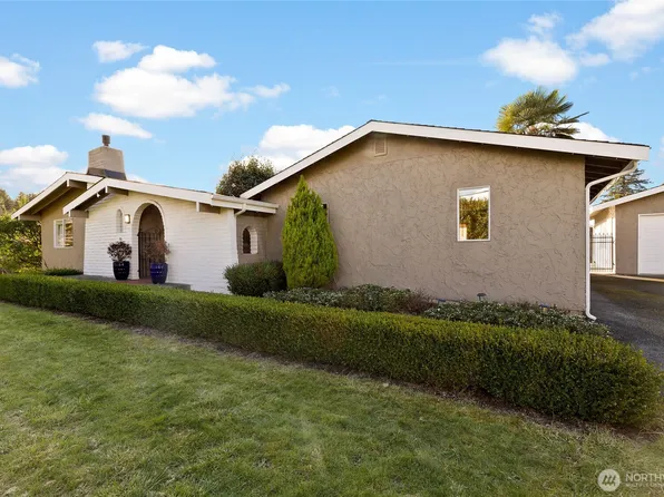 24228 47th Avenue SE, Woodinville, WA 98072