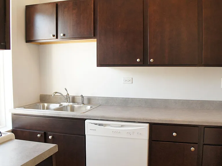 2915 George LLC — Photo 6