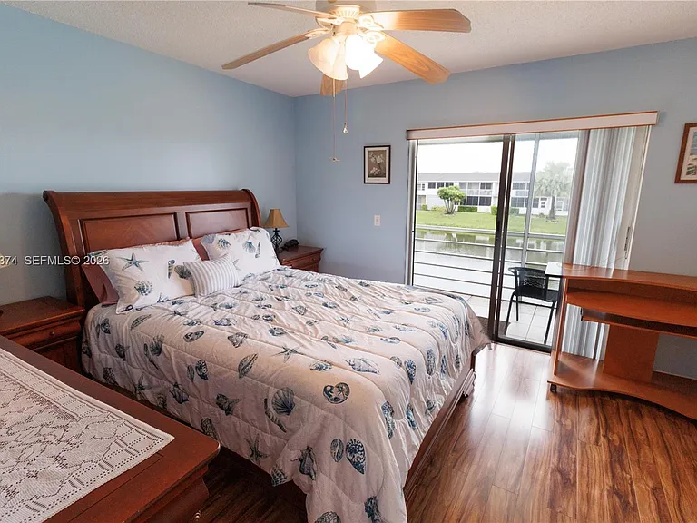 90 Berkshire E #90-D — Photo 11