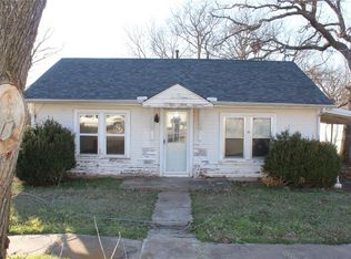 619 S Dewey Ave, Chandler, OK 74834