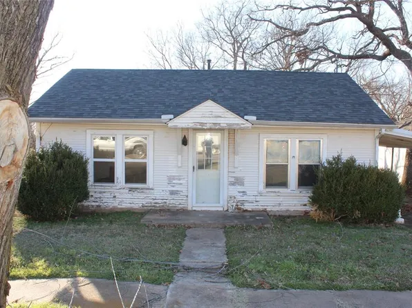619 S Dewey Ave, Chandler, OK 74834
