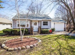 230 Pecks Ct, Walworth, WI 53184