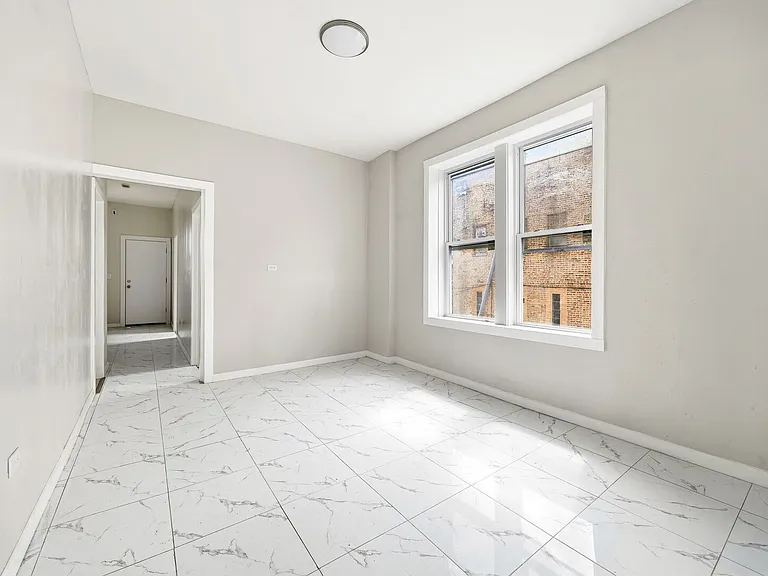 1621 S Lawndale Ave #2-1 — Photo 2