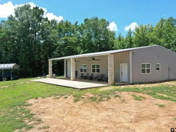 2409 County Road 2303, Lone Star, TX 75668
