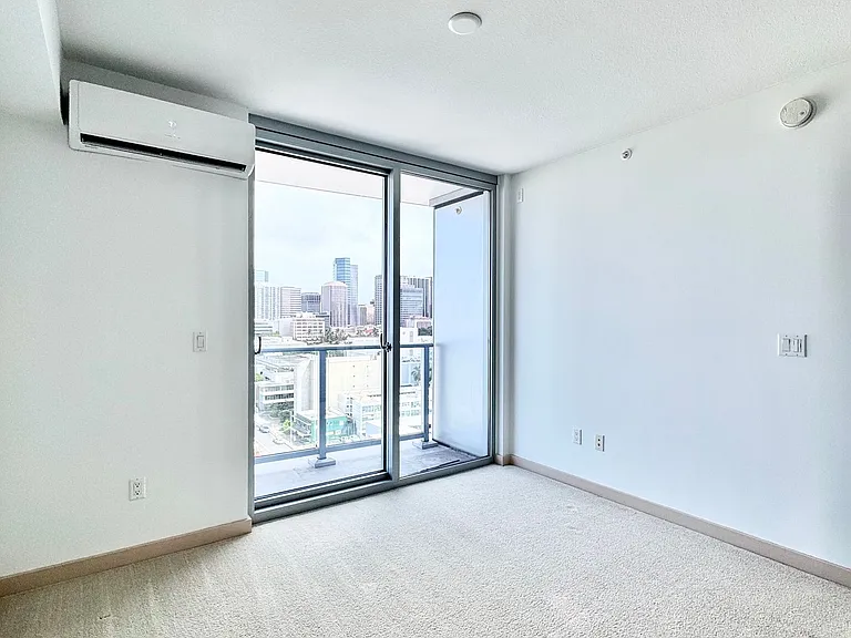555 South St #1311 — Photo 2