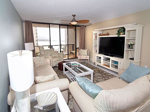 4th image of 440 S Gulfview Blvd APT 501