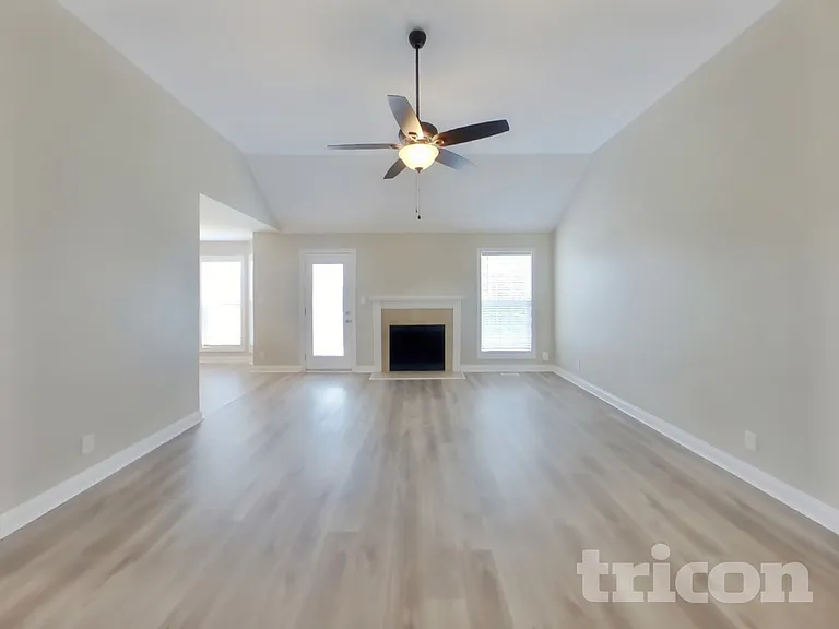 3749 Nadia Dr — Photo 2