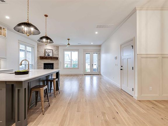 4th image of 1724 Paseo Pl