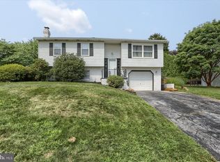 1333 Kelley Rd, Harrisburg, PA 17113
