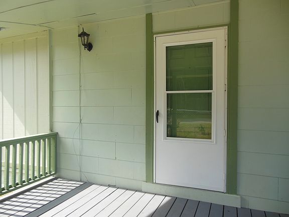 Front Storm Door (Reversible Screen)