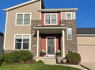 5370 Little Bluestem Dr, Mc Farland, WI 53558