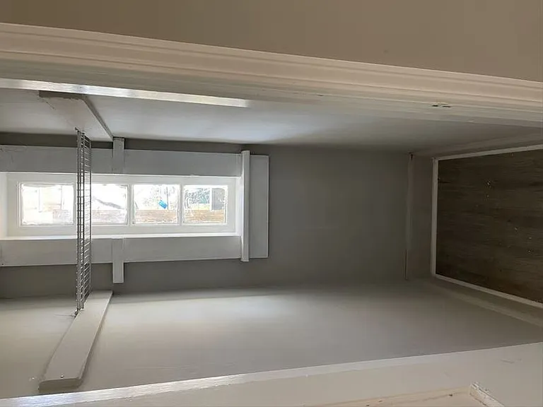 202 E Columbia Ave — Photo 12