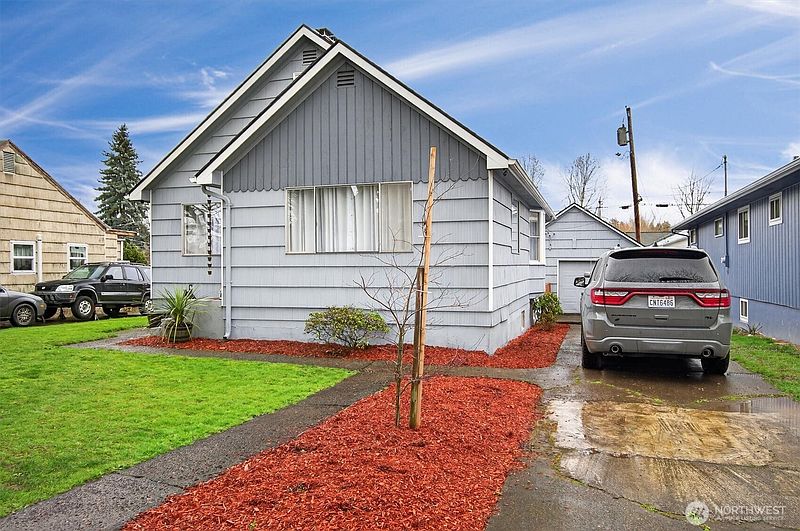 3rd image of 1210 8th Avenue