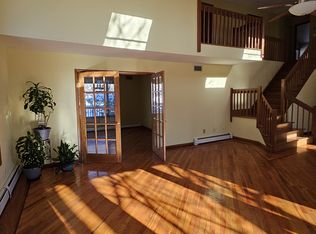 15 Julien Ct, Monroe, NY 10950