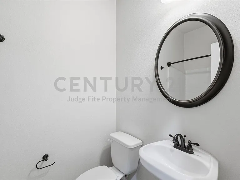 5013 Diamond Dr — Photo 34