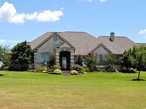 2nd image of 4637 Tuscany Trce
