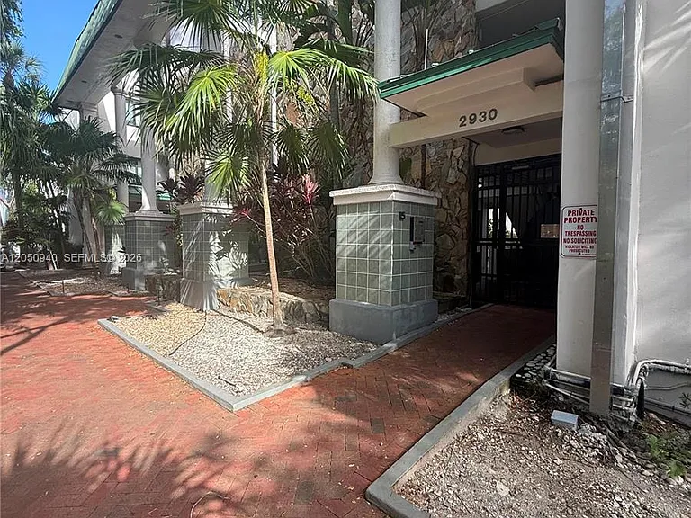 2924 Day Ave #N110 — Photo 2