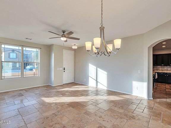 4th image of 43202 W DELIA Boulevard