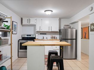 4134 W Nelson St #G, Chicago, IL 60641