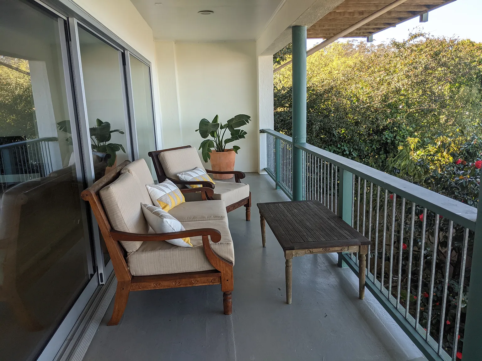 1 bed, 950 sqft, $4,995 — Photo 1