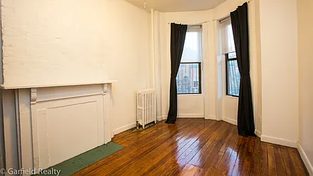 Rented by Garfield Realty 