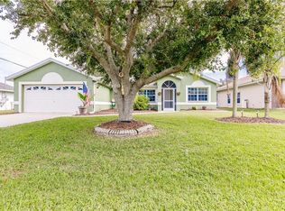 300 Comstock St, Pt Charlotte, FL 33954