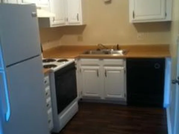 5814 E Pea Ridge Rd APT 6, Huntington, WV 25705