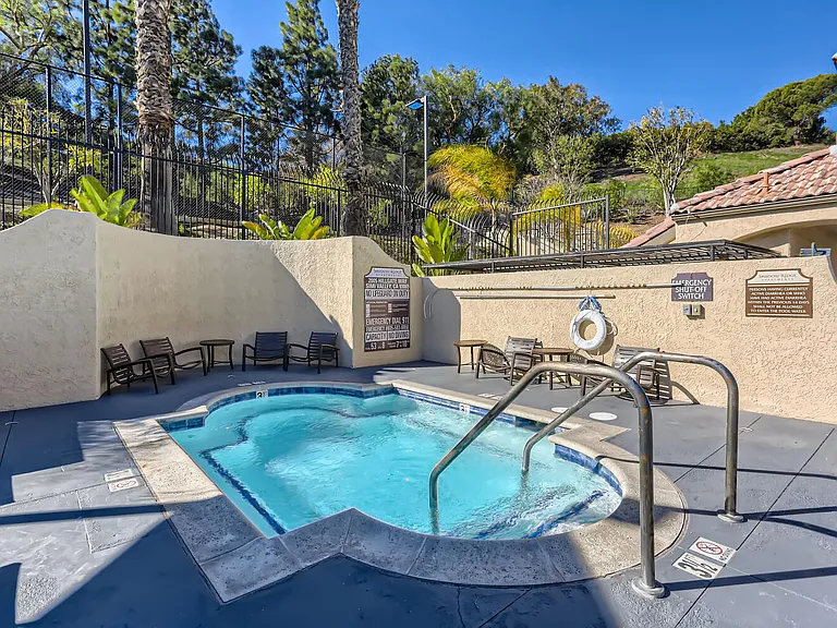 Shadow Ridge Apartment Homes — Photo 14