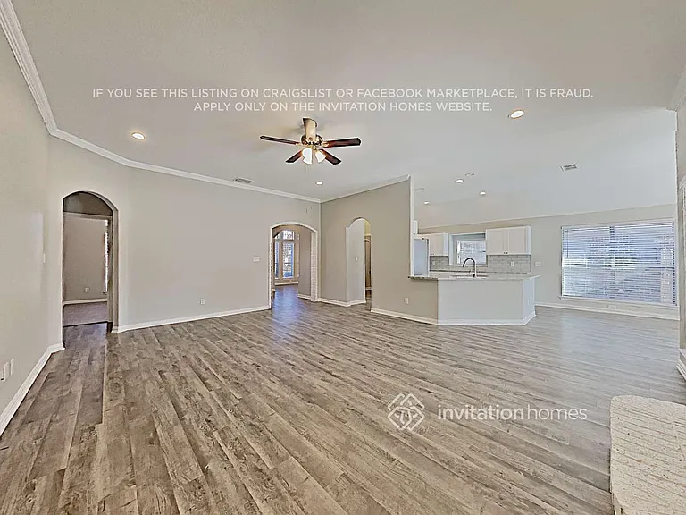 109 Sawgrass Dr — Photo 4
