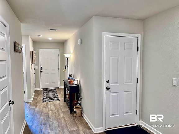 5th image of 7503 Brompton Dr