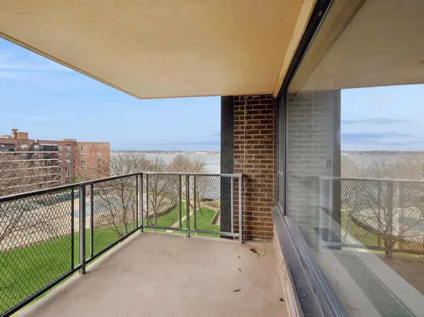 166-25 Powell Cove Boulevard image 18 of 37