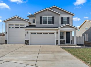 537 Burnside Ave, Middleton, ID 83644