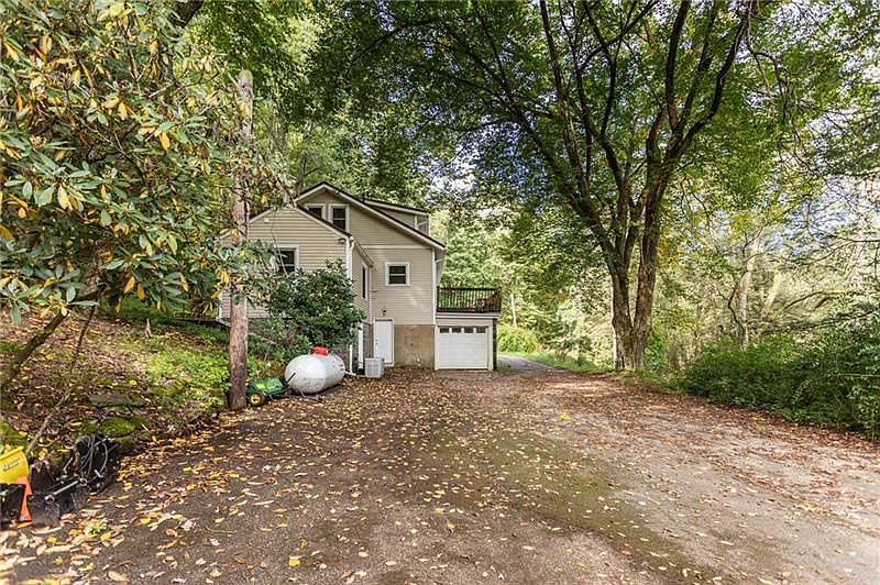 242 Wharton Furnace Rd, Farmington, PA 15437 Zillow