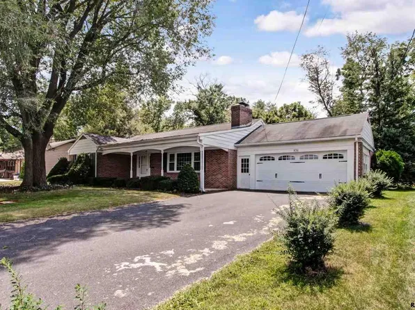 170 Confederate Dr, Gettysburg, PA 17325