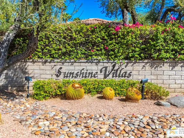525 W Sunshine Cir, Palm Springs, CA 92264