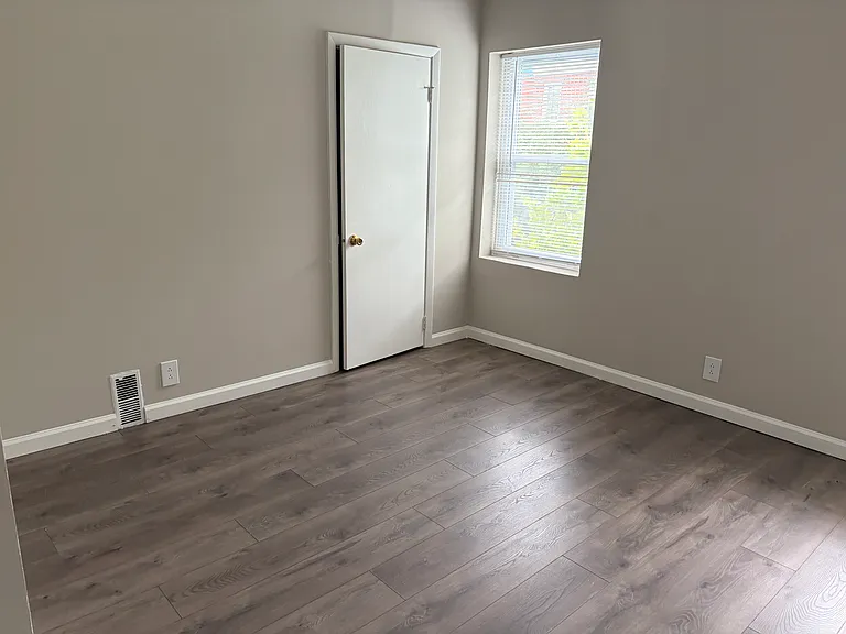 875 W Lombard St #2 — Photo 10