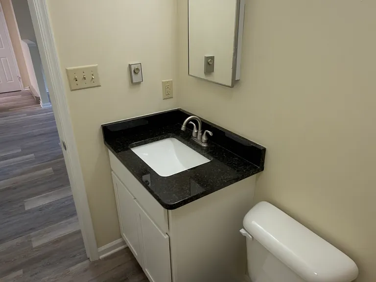 303 Green St #2 — Photo 19