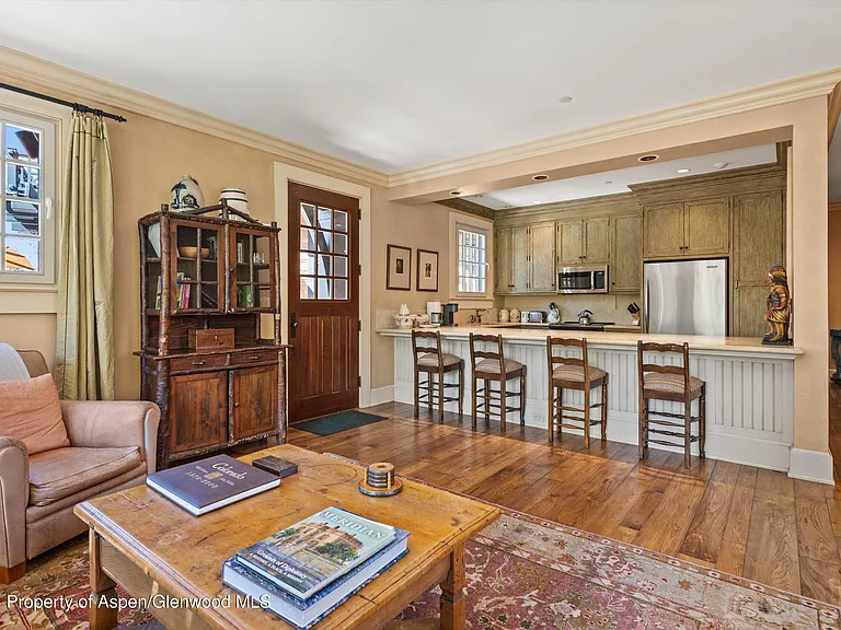 200 Jalanda Ln — Photo 29