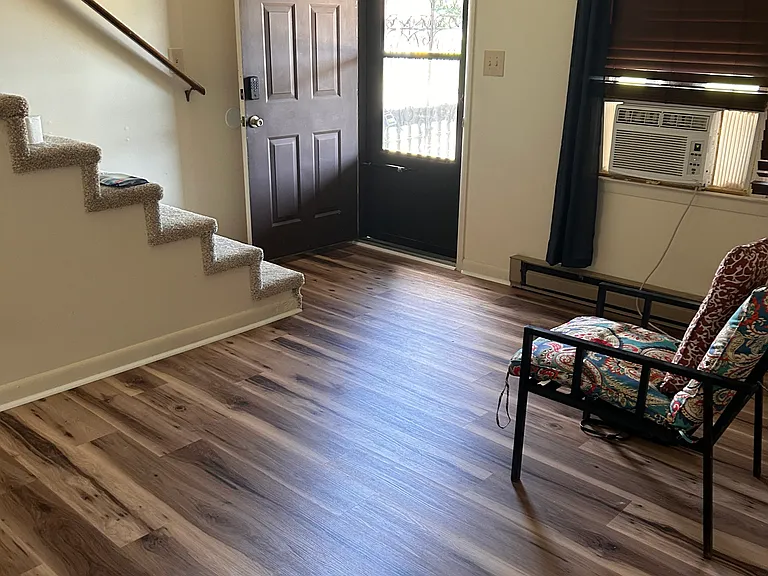 244 Adams Ln — Photo 11