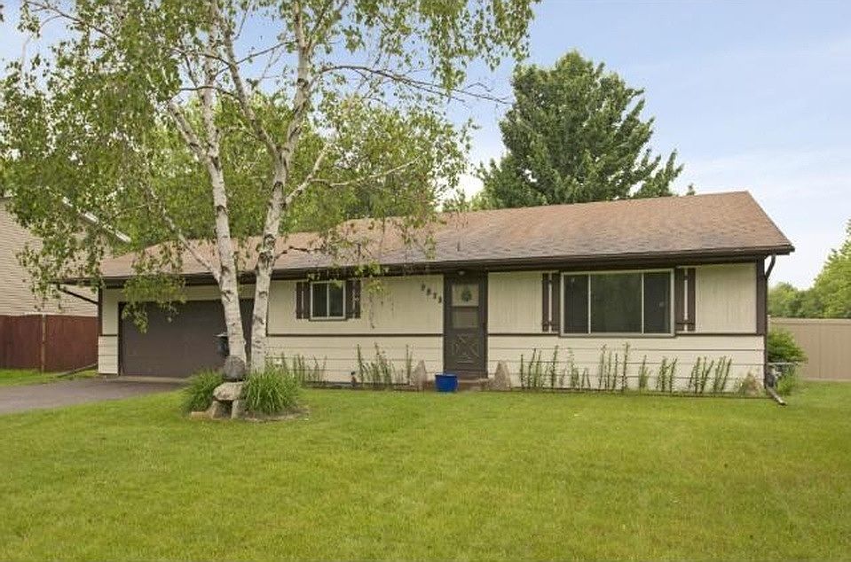 Great corner lot, quiet neighborhood