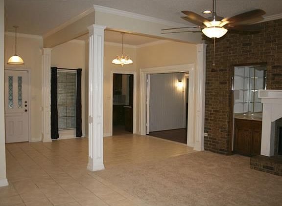 3rd image of 1116 Shawnee Trl
