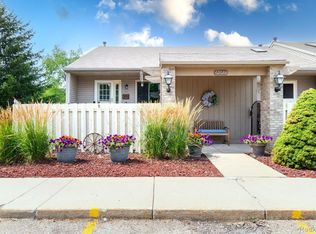 62622 Raleigh Ct UNIT 1, South Lyon, MI 48178