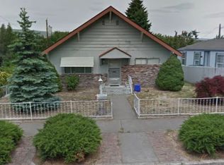 623 W 11th St, The Dalles, OR
