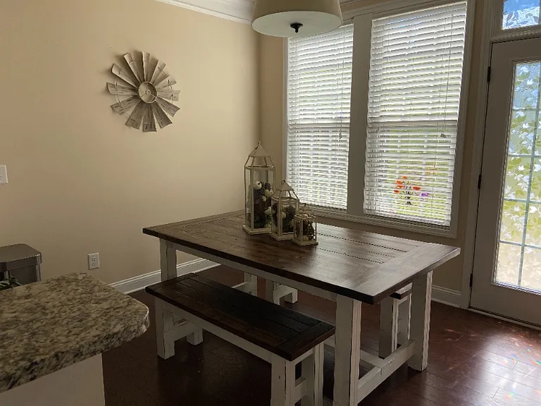 9610 Camberley Ave NW — Photo 5