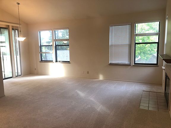 4th image of 637 Cherry Ave #637