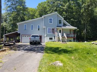 1237 Lace Dr, East Stroudsburg, PA 18302