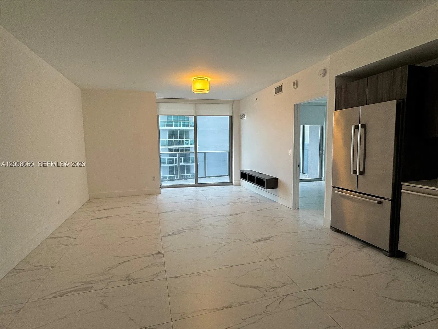 Aria On The Bay Condo — Photo 4