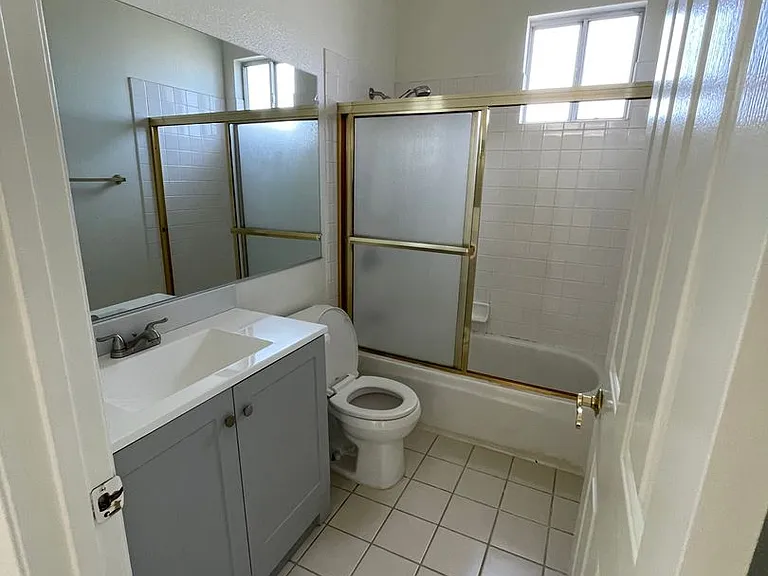 1506 Prospect Ave #A — Photo 13